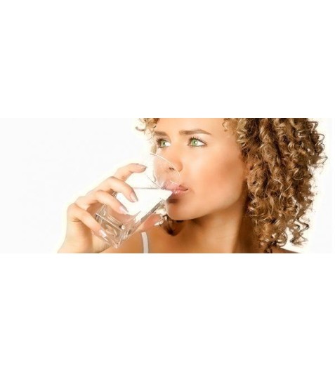 https://www.healthandlifewf.gr/image/cache/catalog/blog/drinking-water-women_0-477x530.jpg